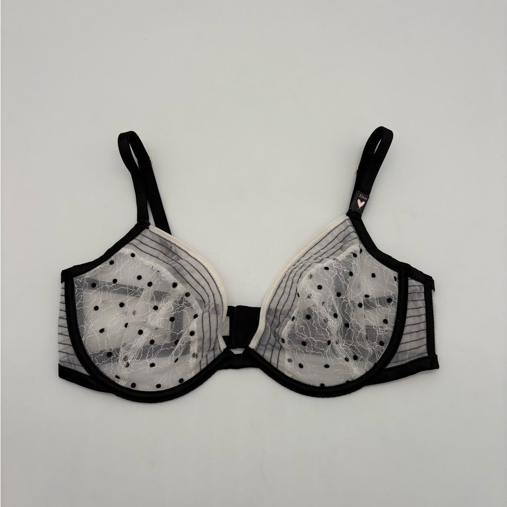 Victoria’s Secret Bra
